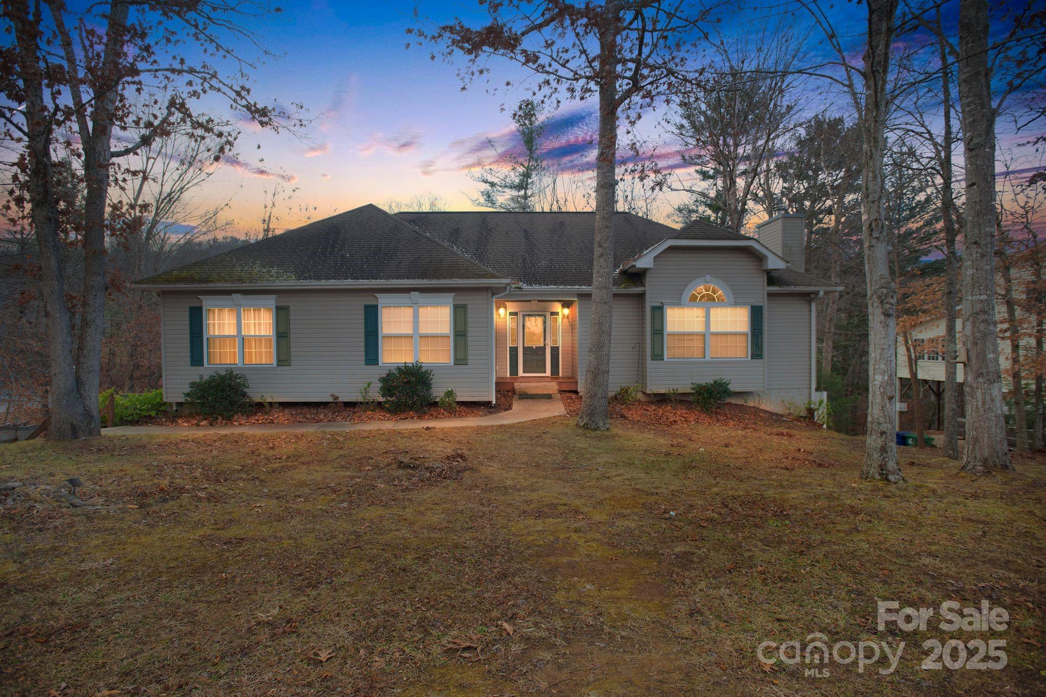 2 Strawberry Lane Weaverville NC 28787
