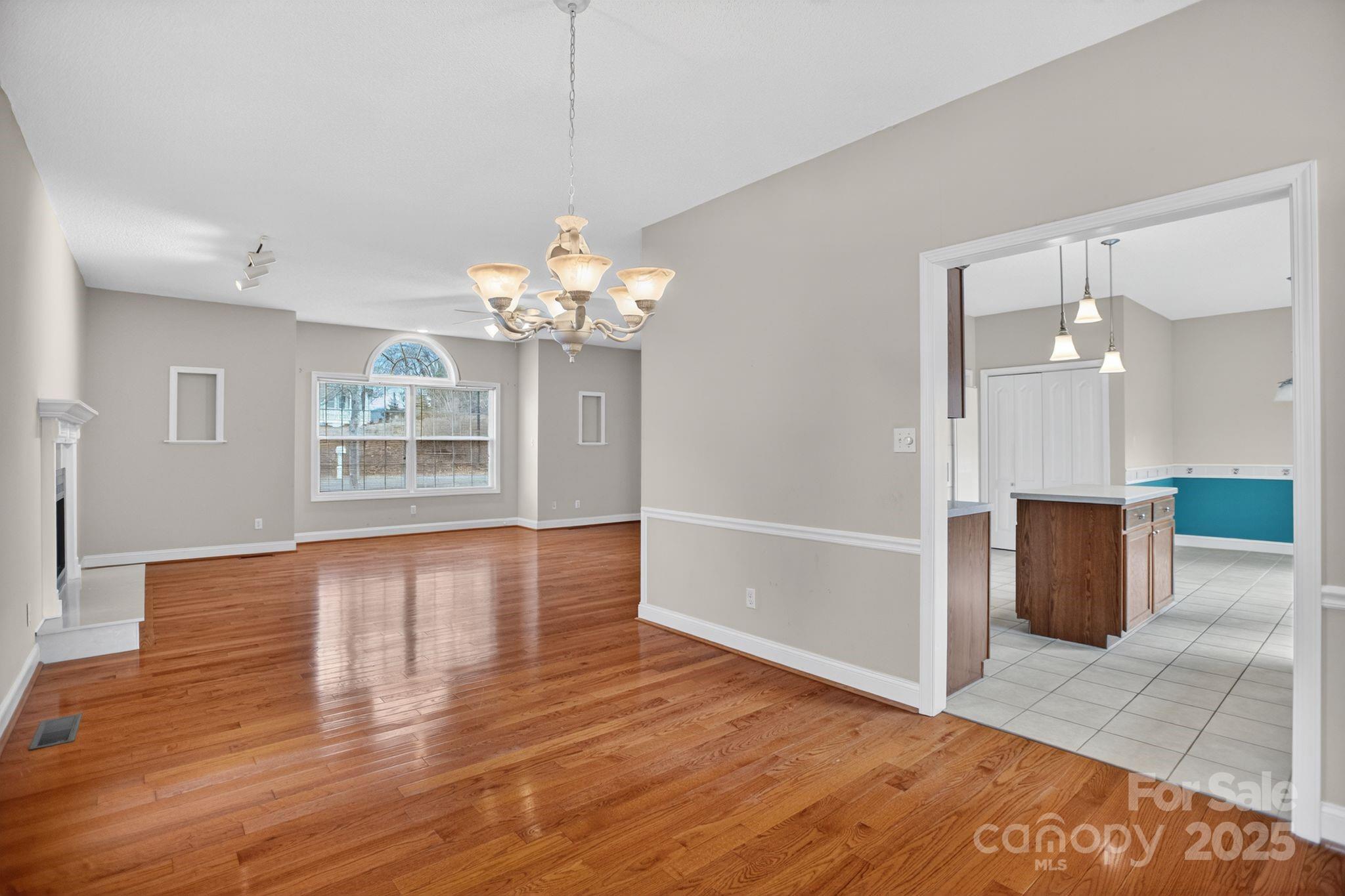 2 Strawberry Lane Weaverville NC 28787