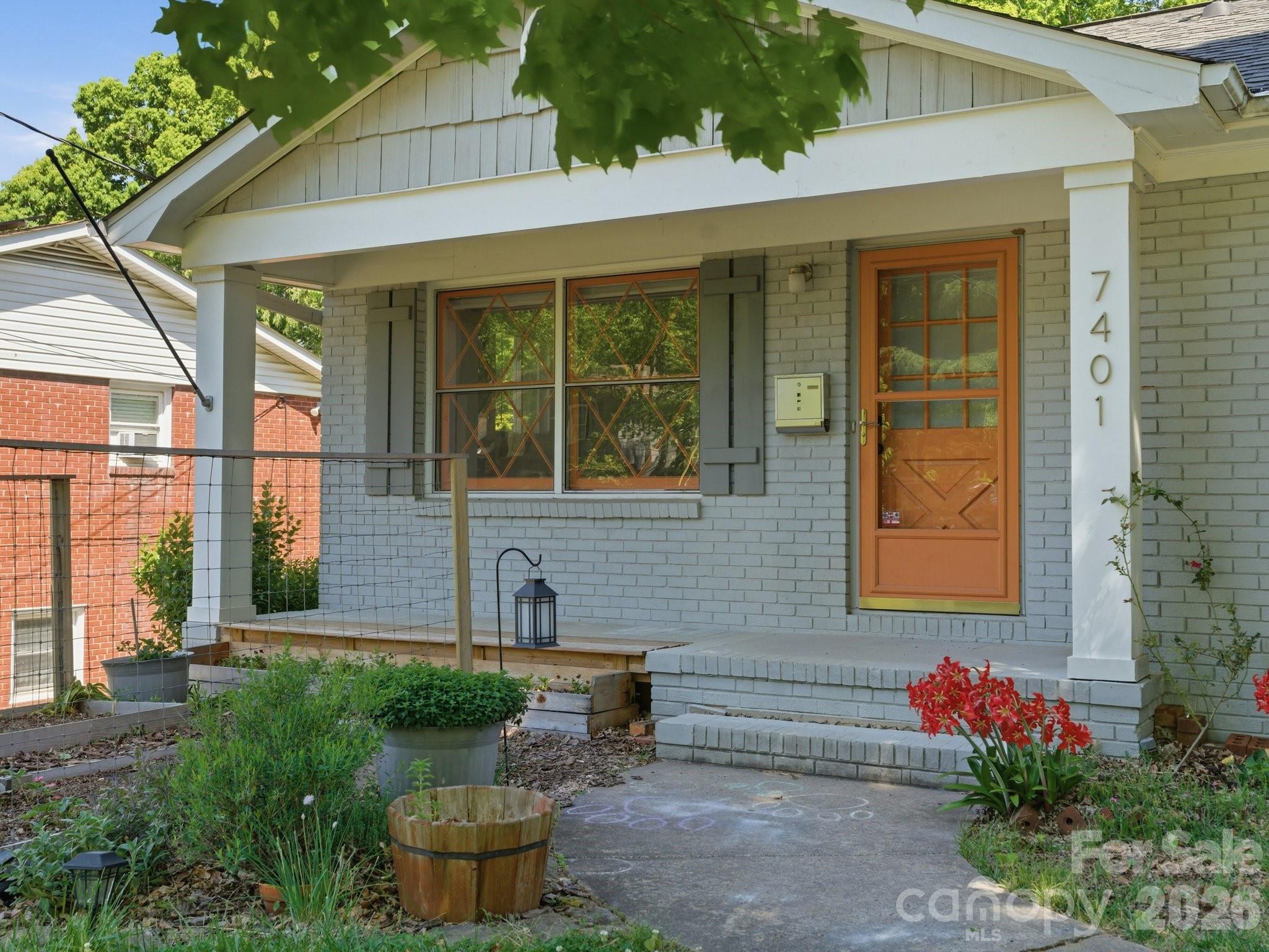 7401 Woodstream Drive Charlotte NC 28210