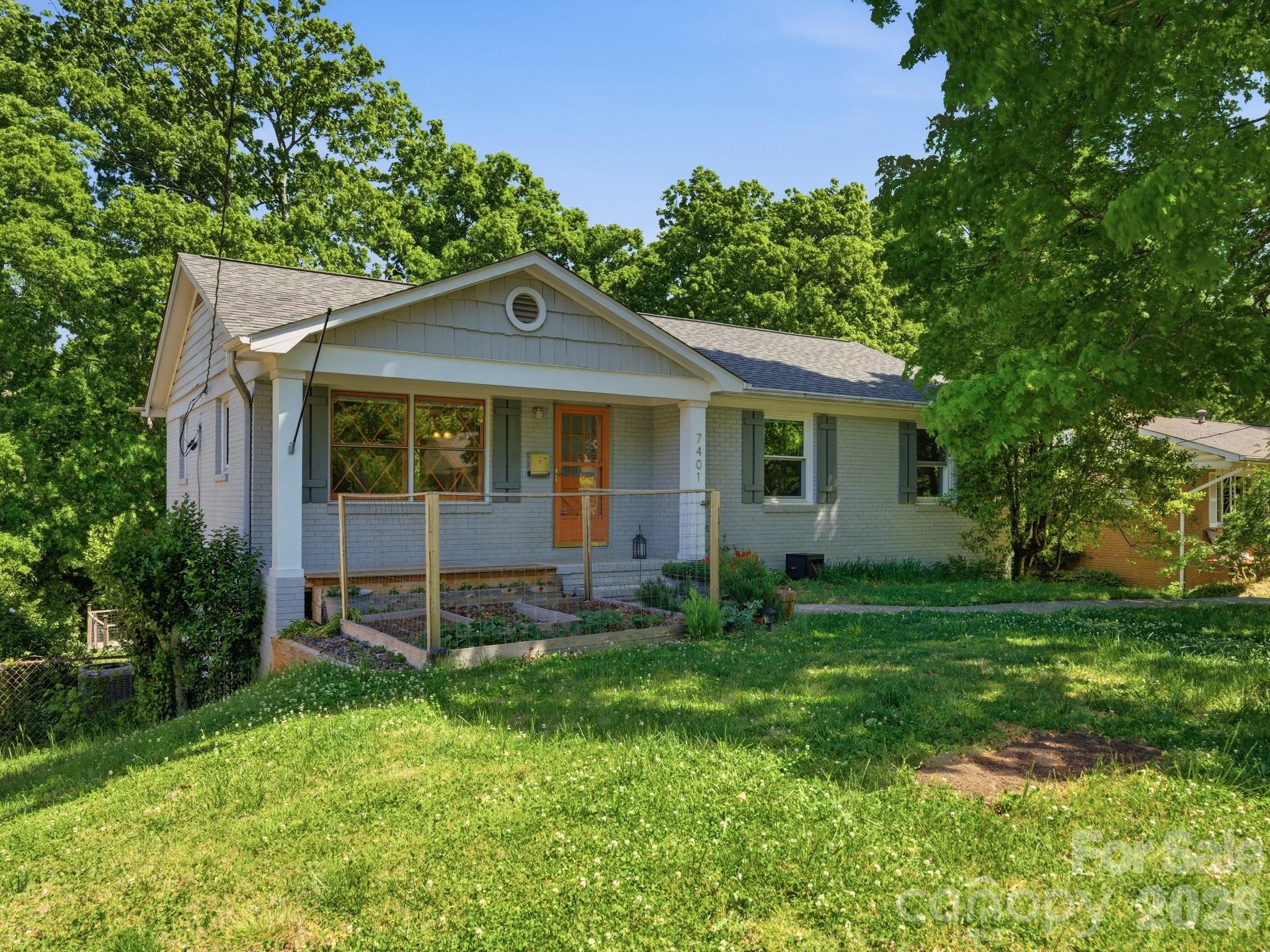 7401 Woodstream Drive Charlotte NC 28210