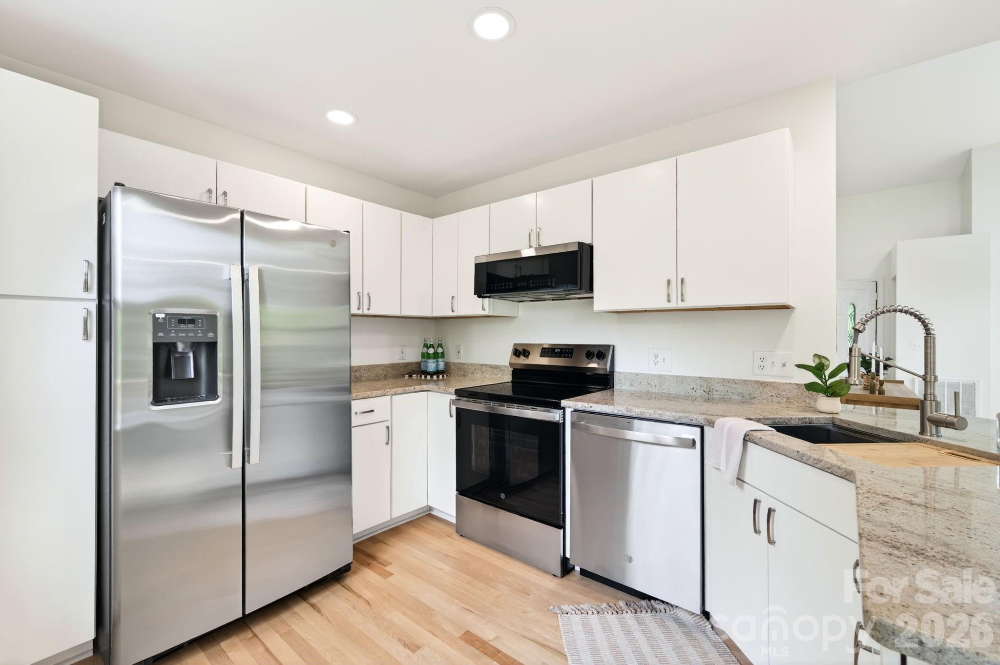 9 Nantahala Street Asheville NC 28801