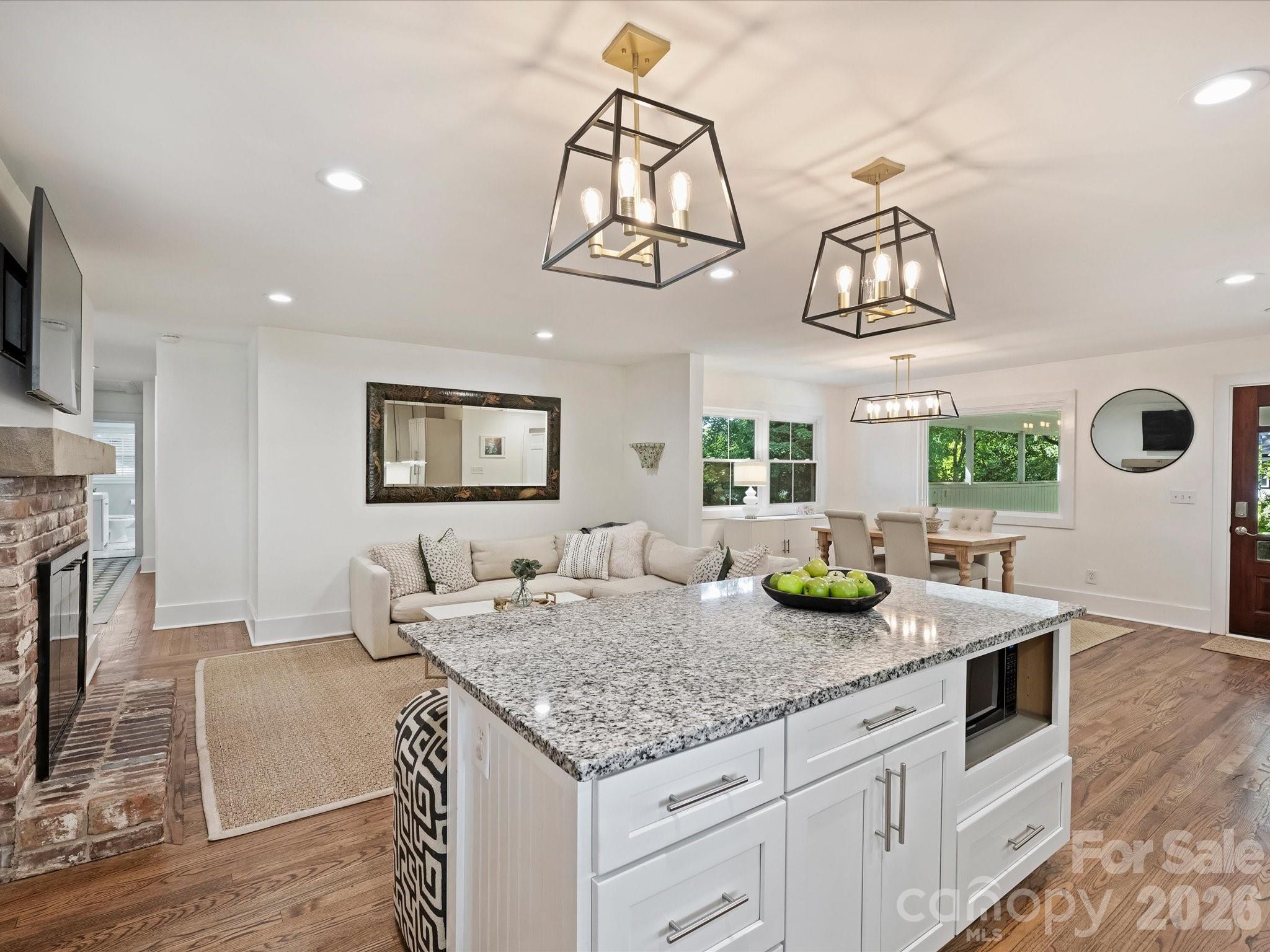 6610 Burlwood Road Charlotte NC 28211