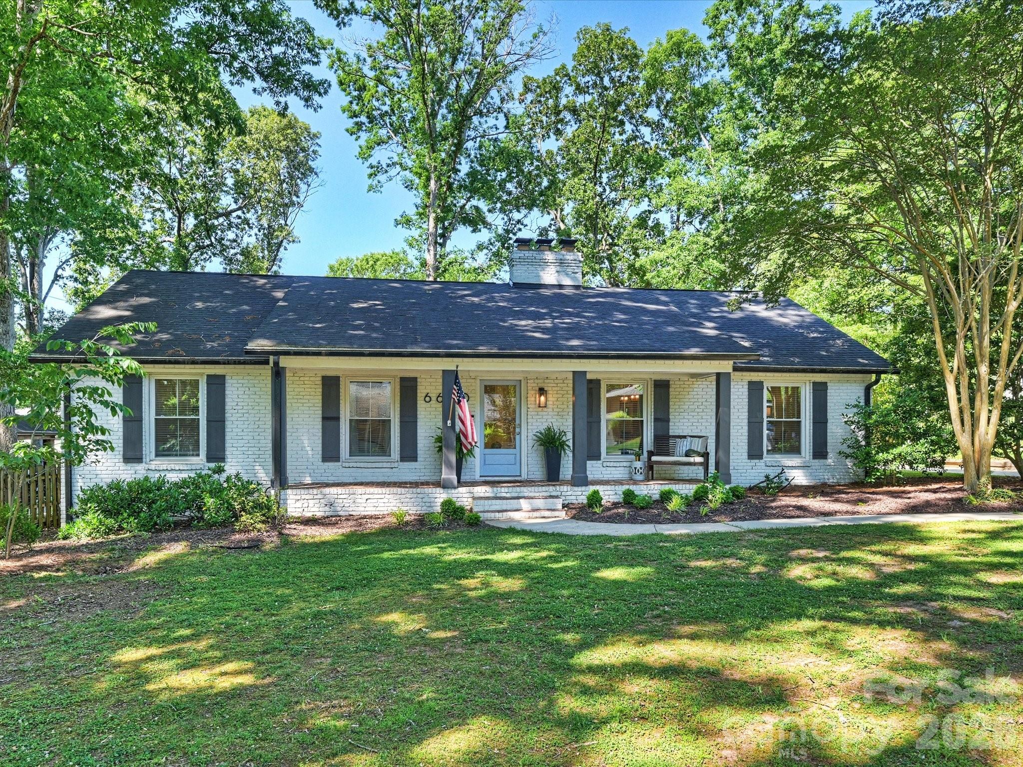 6610 Burlwood Road Charlotte NC 28211