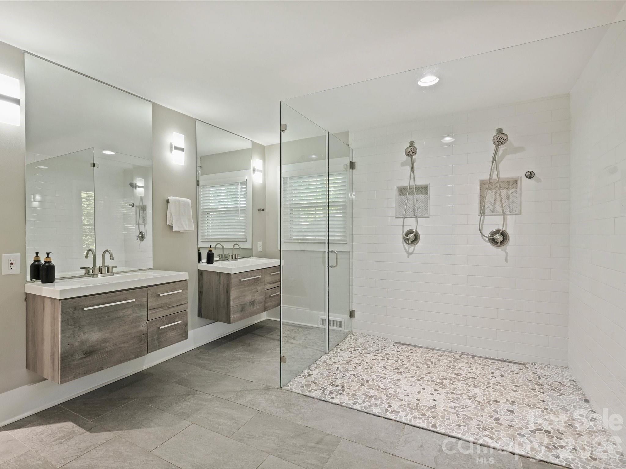 6610 Burlwood Road Charlotte NC 28211