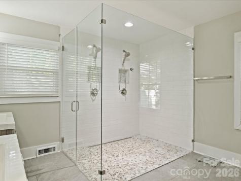 6610 Burlwood Road Charlotte NC 28211