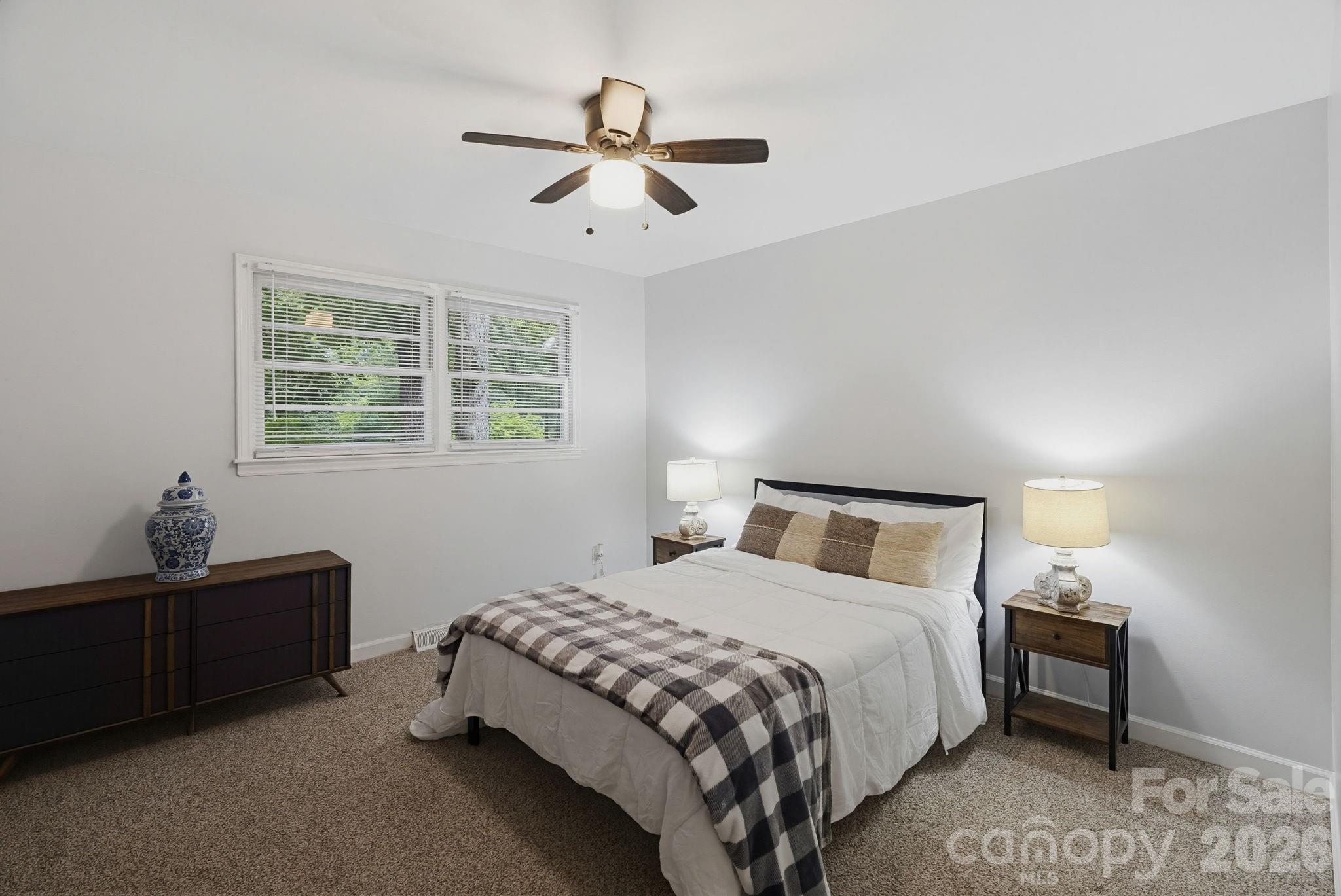 1623 Lumarka Drive Charlotte NC 28212