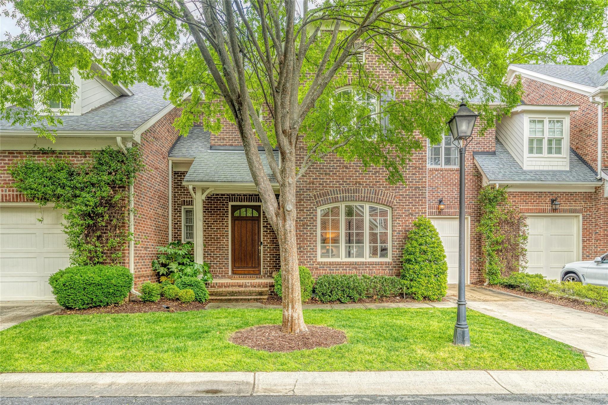 239 Crownsgate Court Charlotte NC 28207