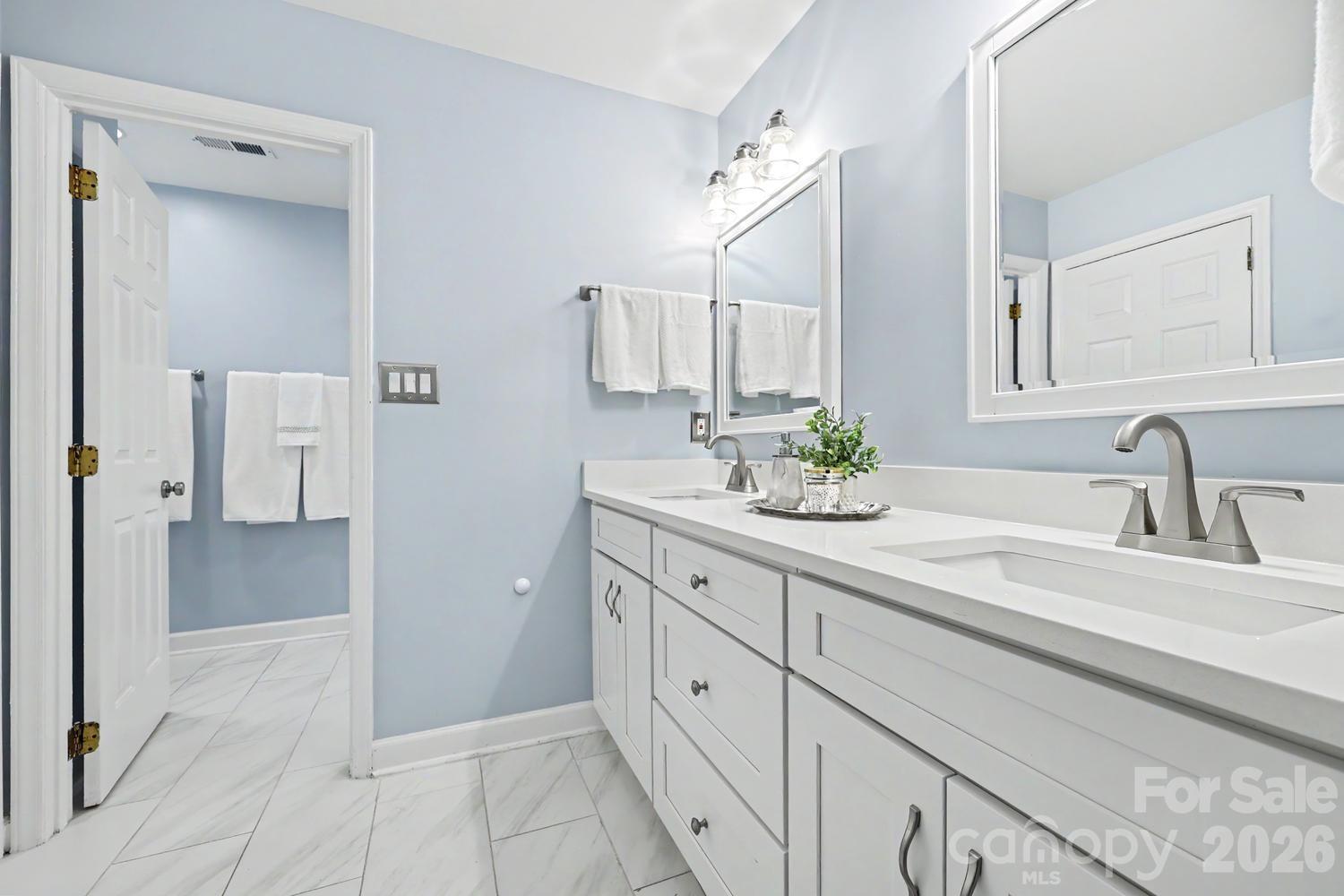5000 Whitwell Court Charlotte NC 28226