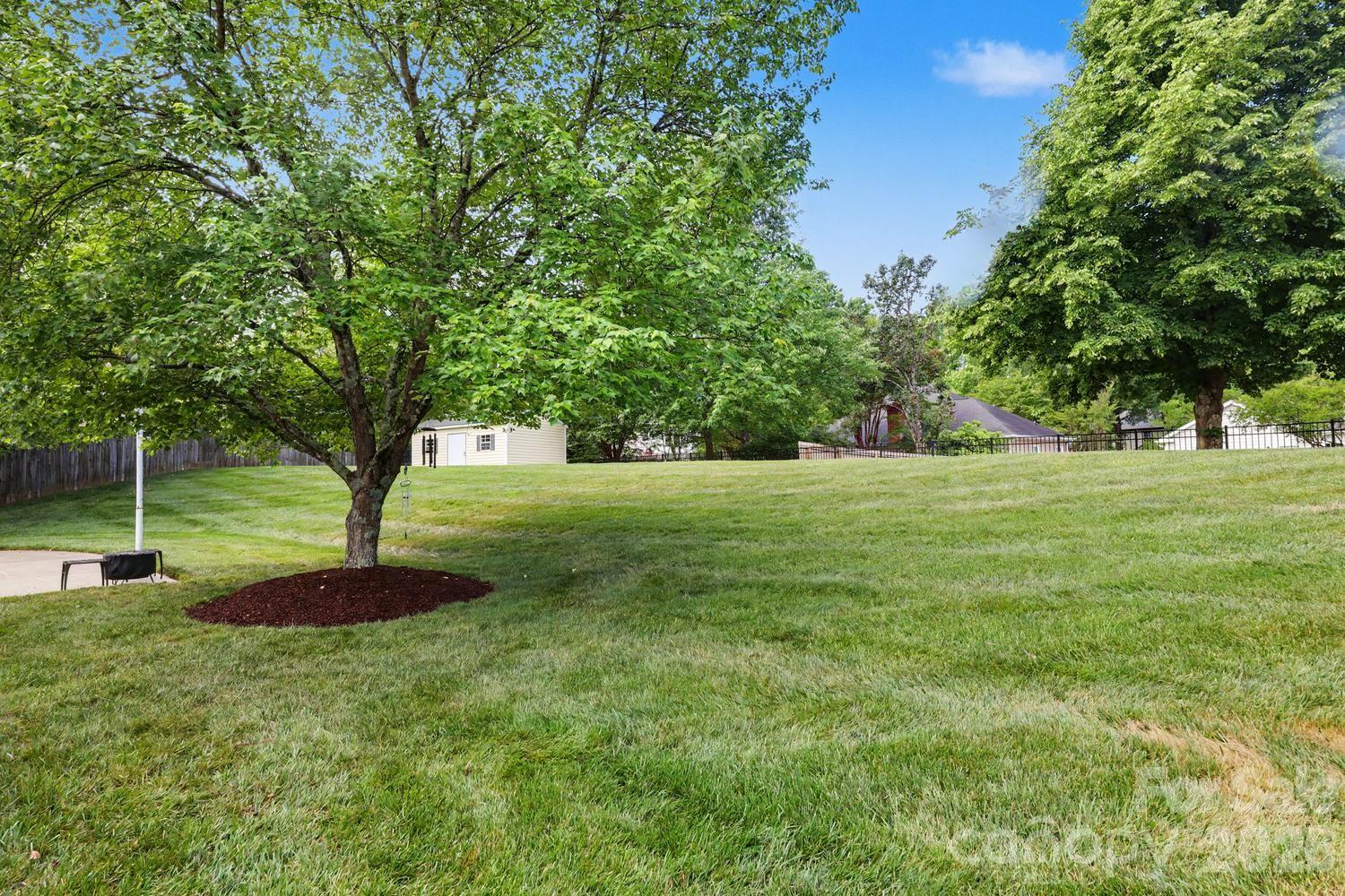 5000 Whitwell Court Charlotte NC 28226