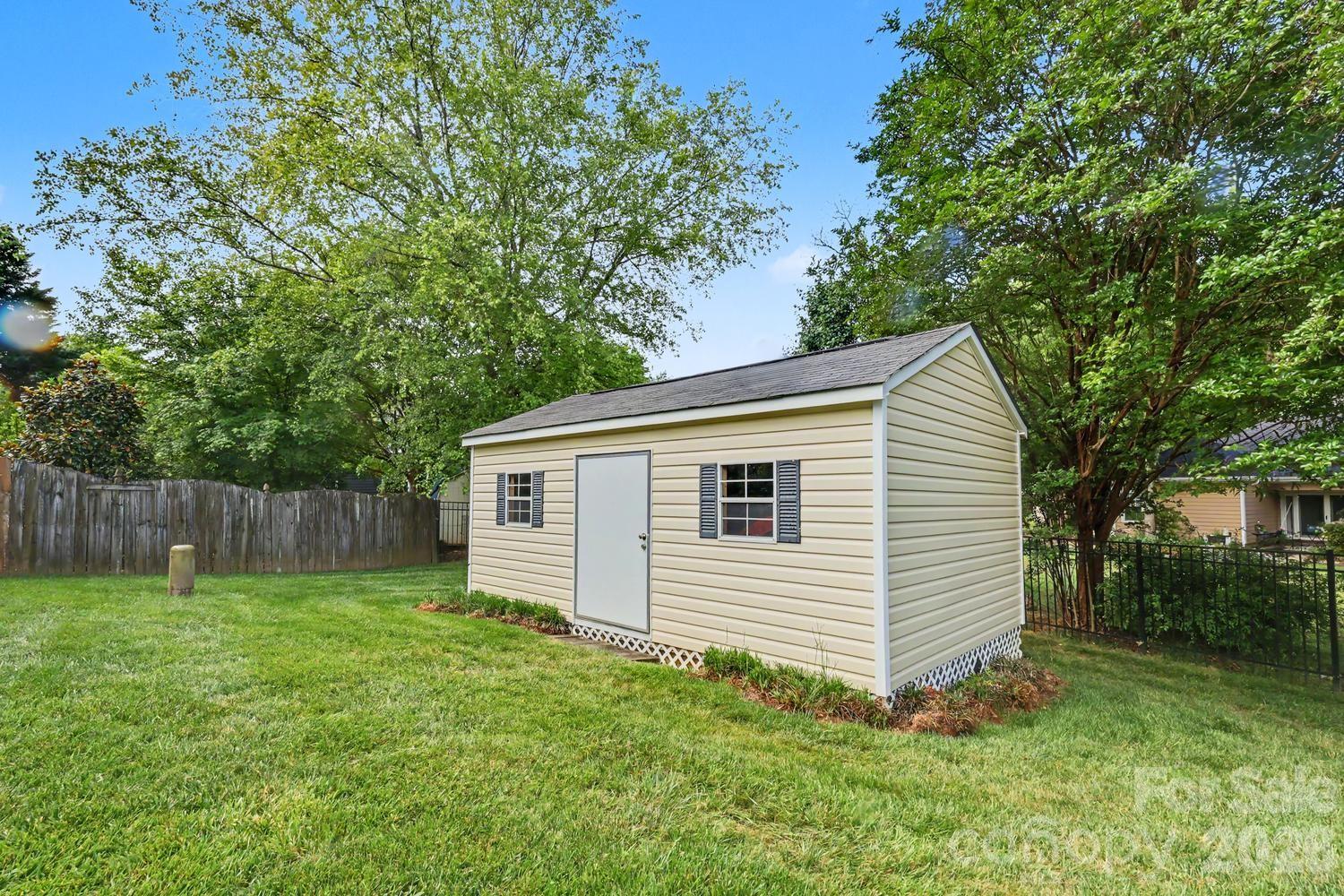 5000 Whitwell Court Charlotte NC 28226