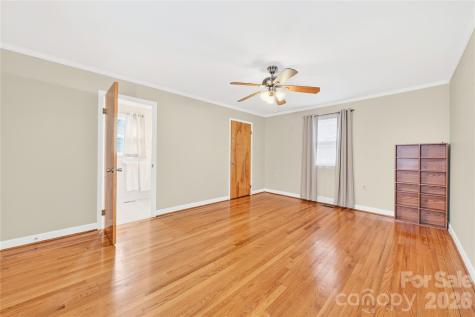 821 Woods Drive Statesville NC 28677