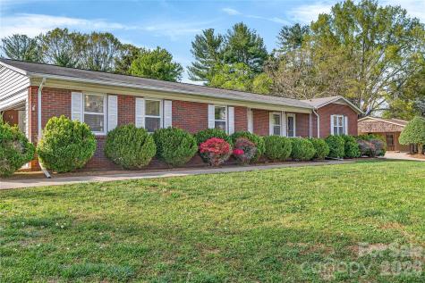 821 Woods Drive Statesville NC 28677