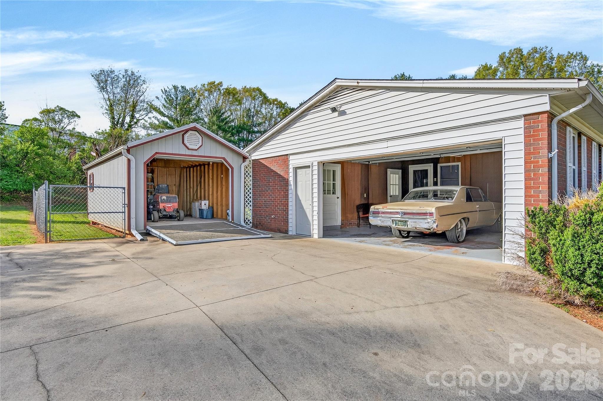 821 Woods Drive Statesville NC 28677