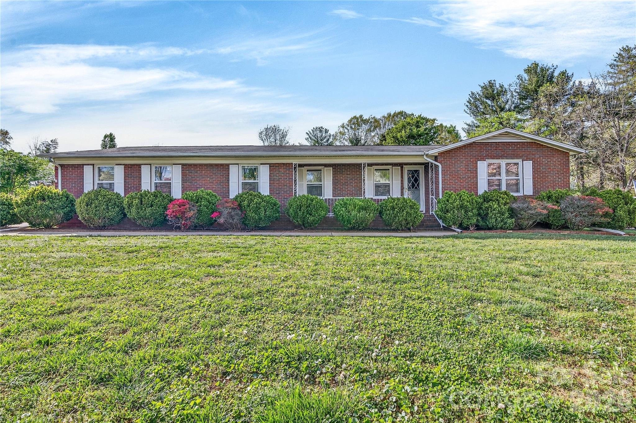 821 Woods Drive Statesville NC 28677