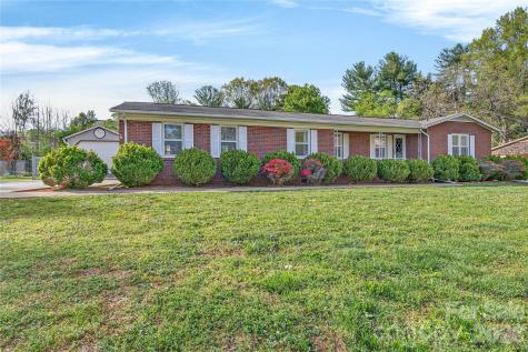821 Woods Drive Statesville NC 28677