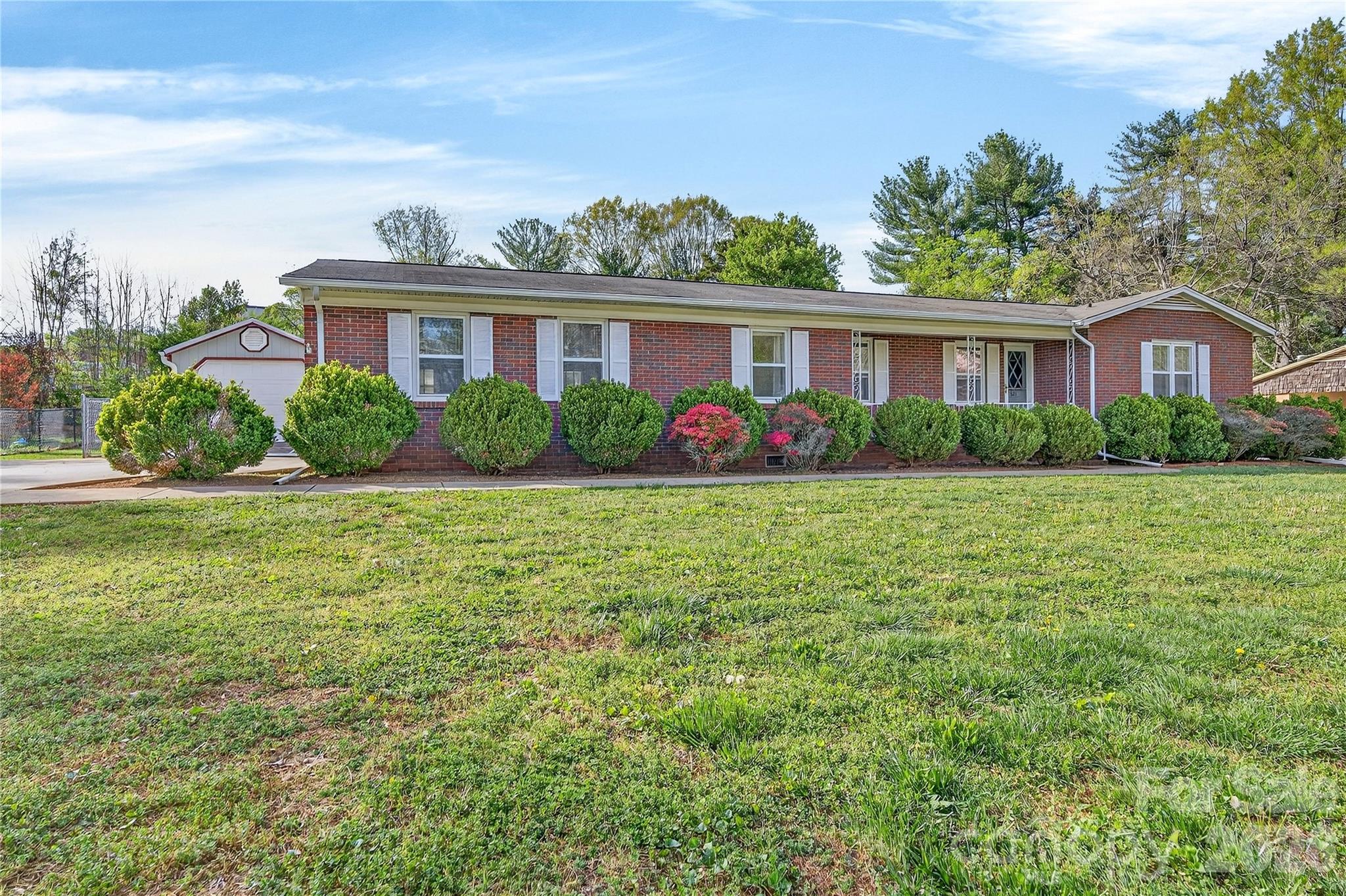 821 Woods Drive Statesville NC 28677