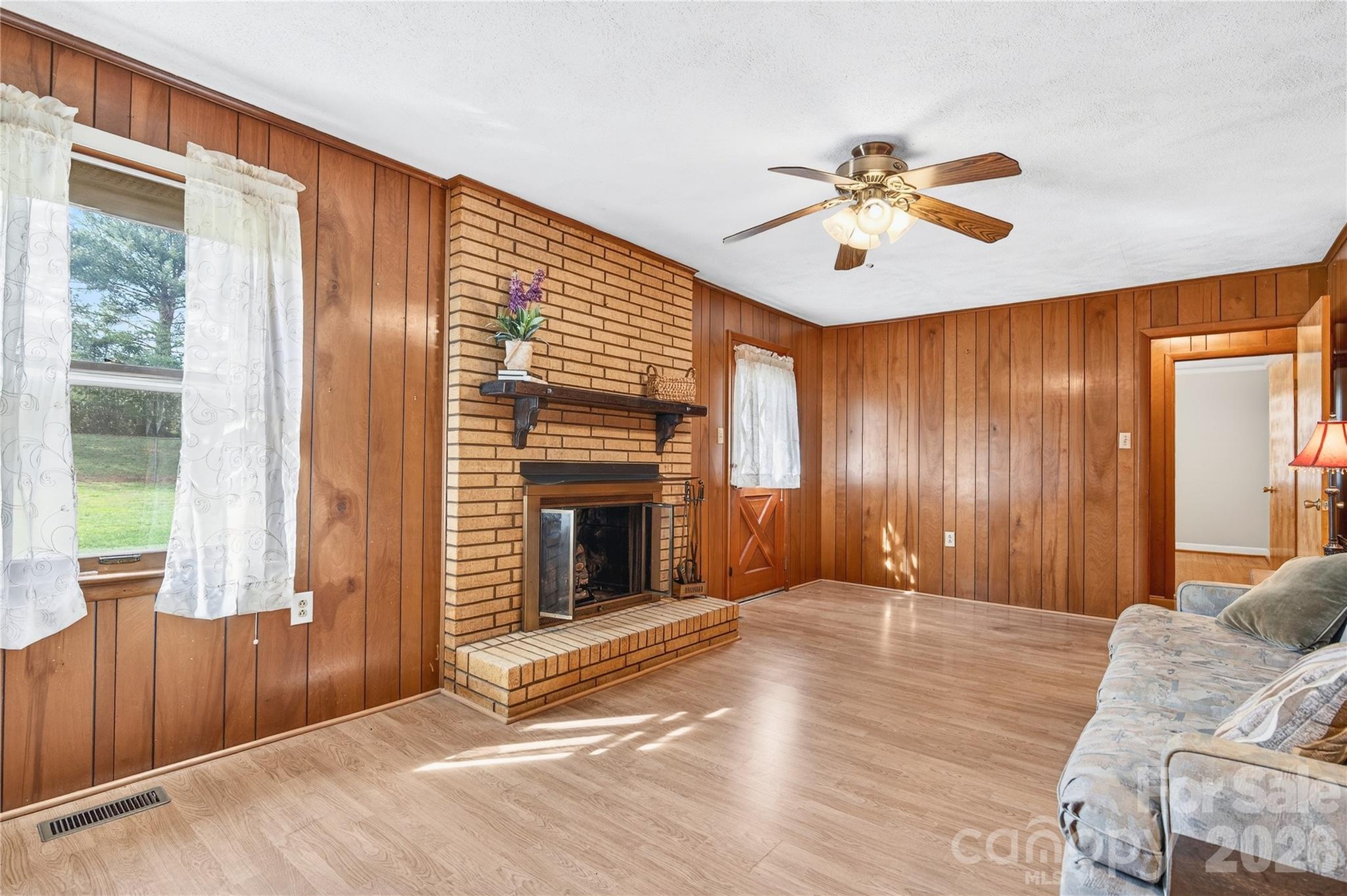 821 Woods Drive Statesville NC 28677