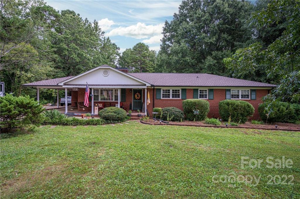 2271 Country Club Road Lincolnton NC 28092