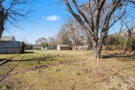 1004 Oakwood Avenue Kannapolis NC 28081