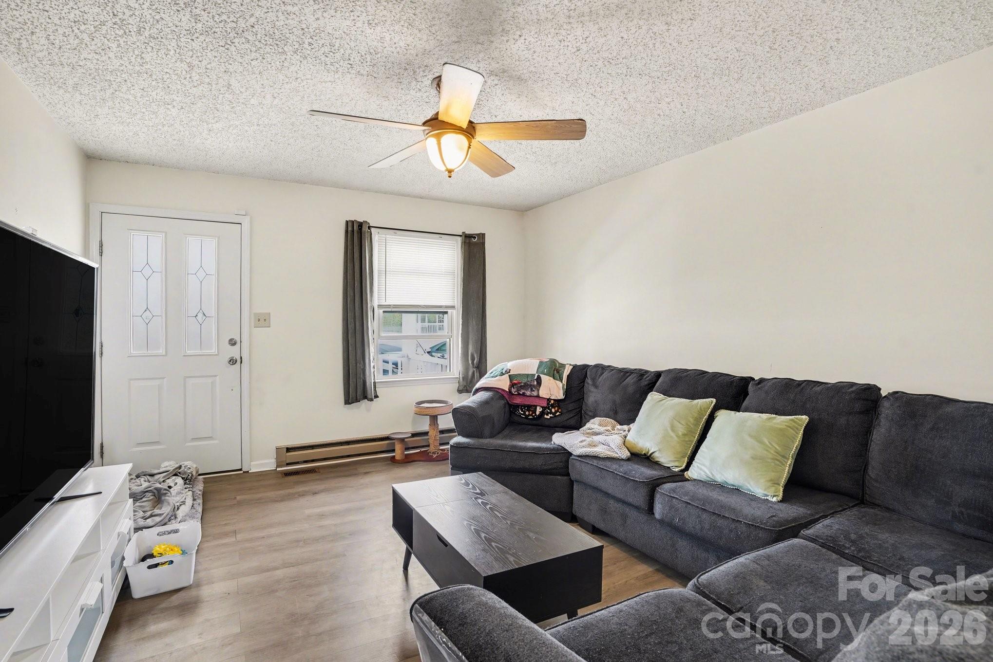 1004 Oakwood Avenue Kannapolis NC 28081