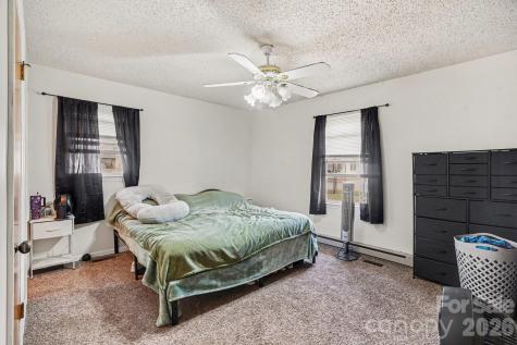 1004 Oakwood Avenue Kannapolis NC 28081