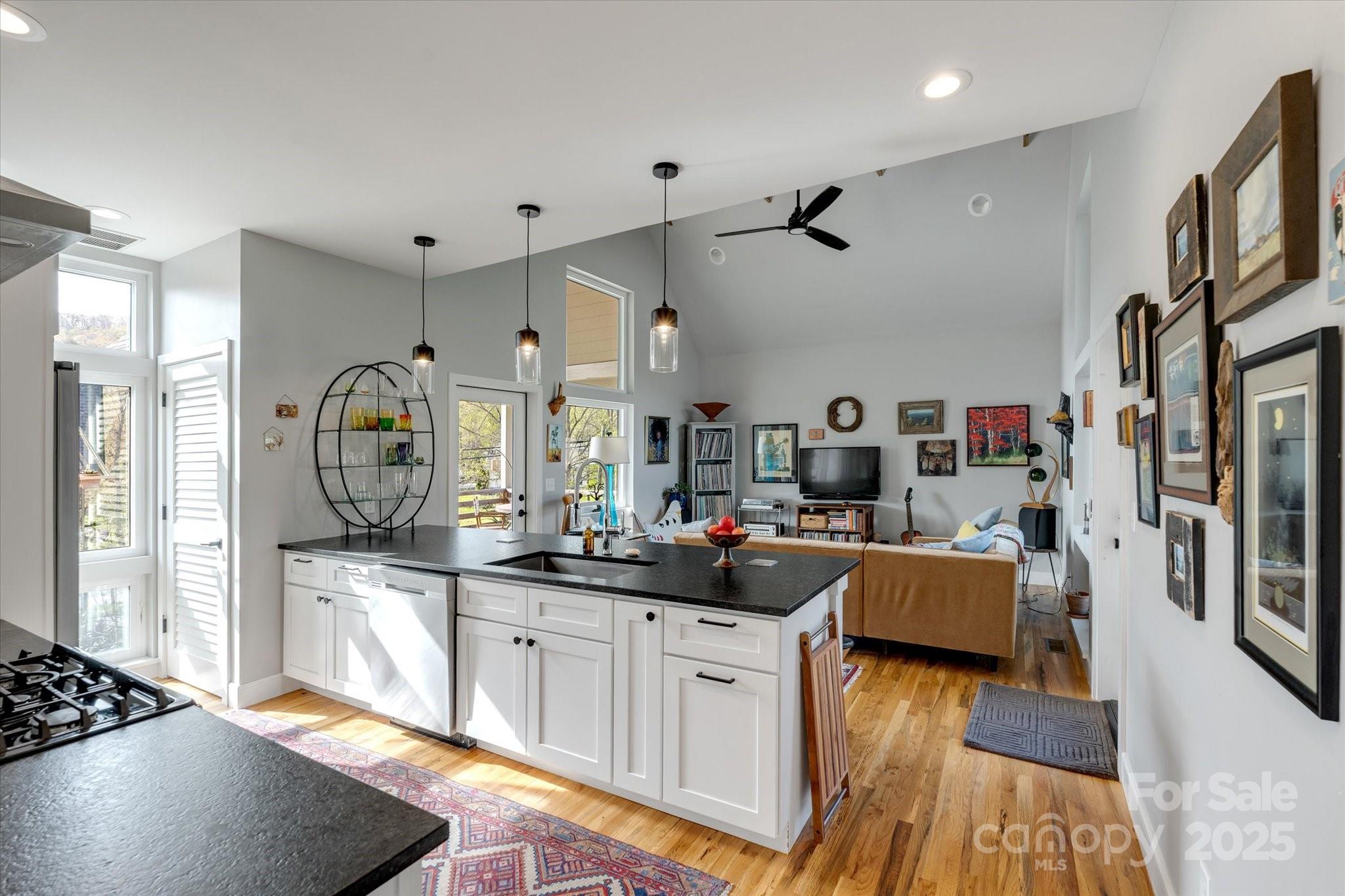 976 Riceville Road Asheville NC 28805