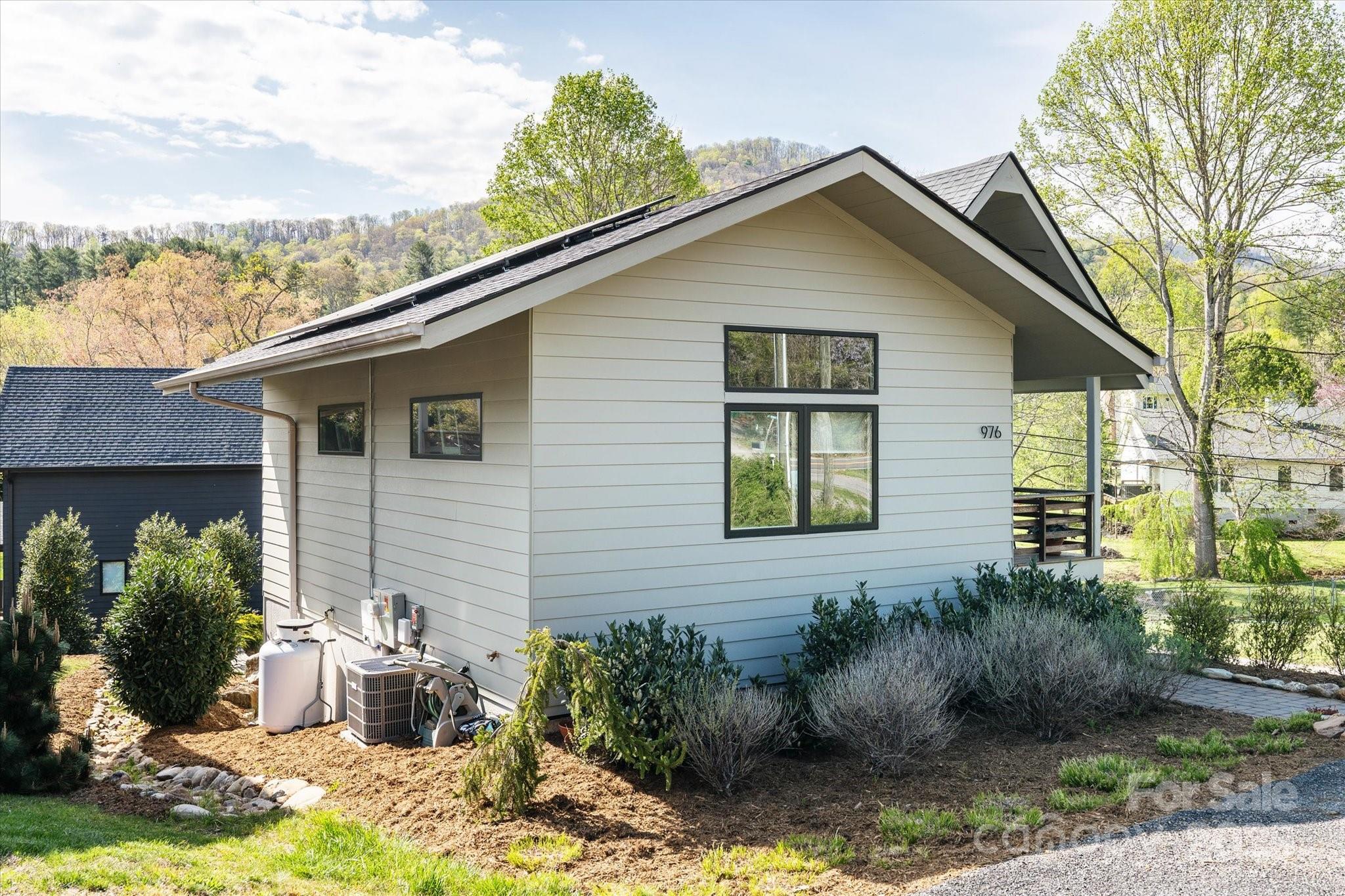 976 Riceville Road Asheville NC 28805