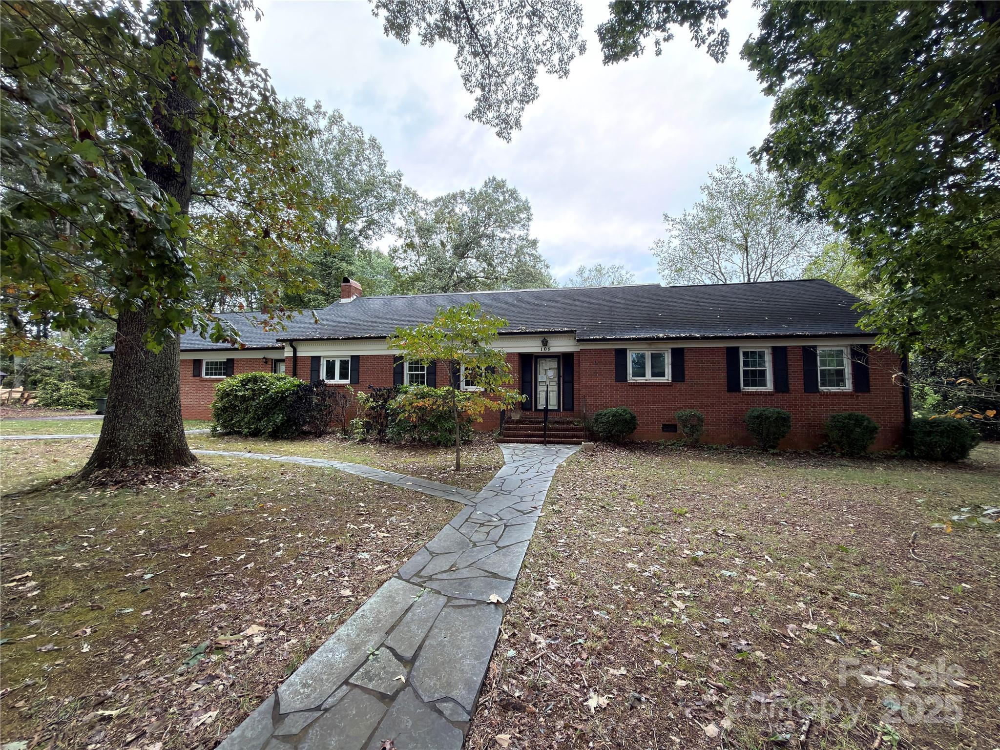 108 Pinehurst Lane Newton NC 28658