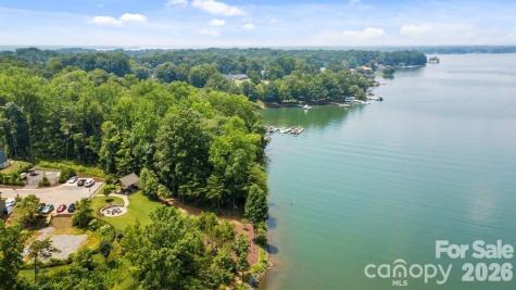 146 Beacon Drive Mooresville NC 28117