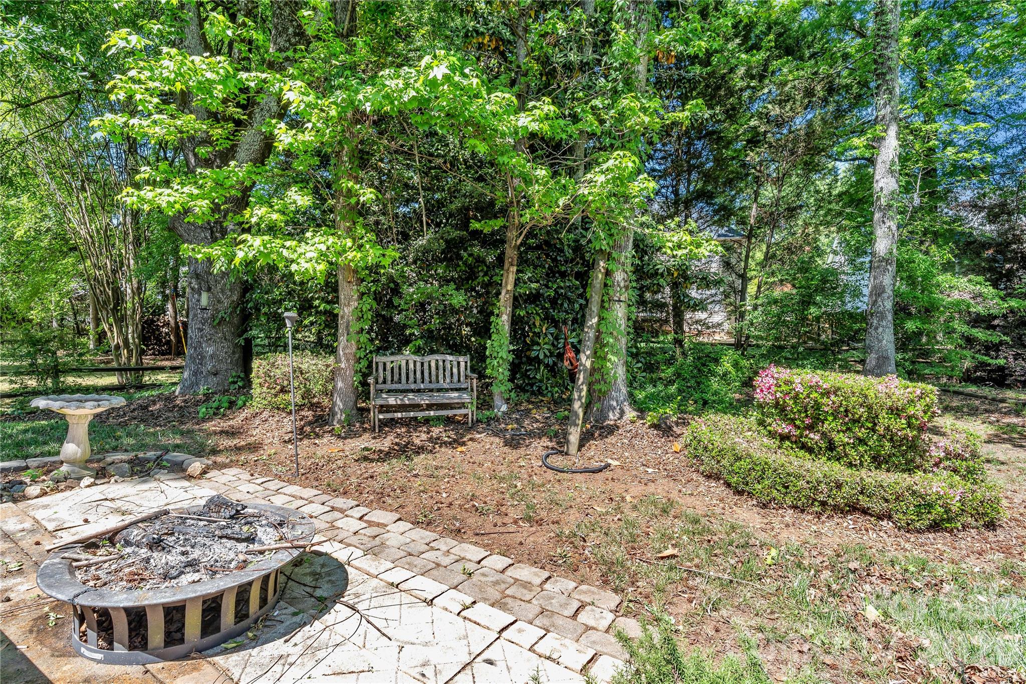 9423 Willow Tree Lane Charlotte NC 28277