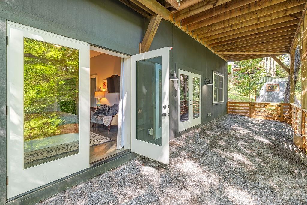 42 Salola Street Asheville NC 28806