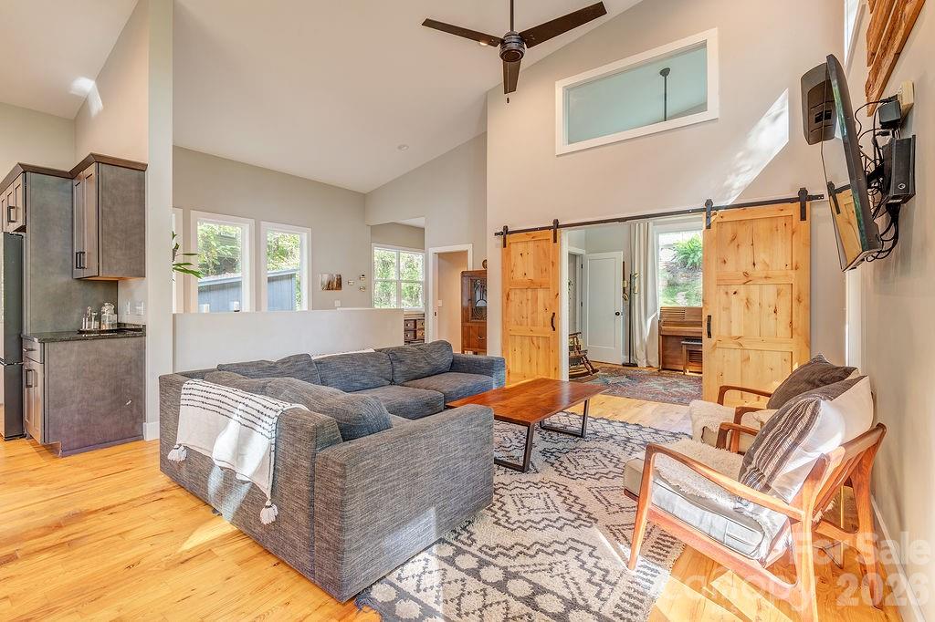 42 Salola Street Asheville NC 28806