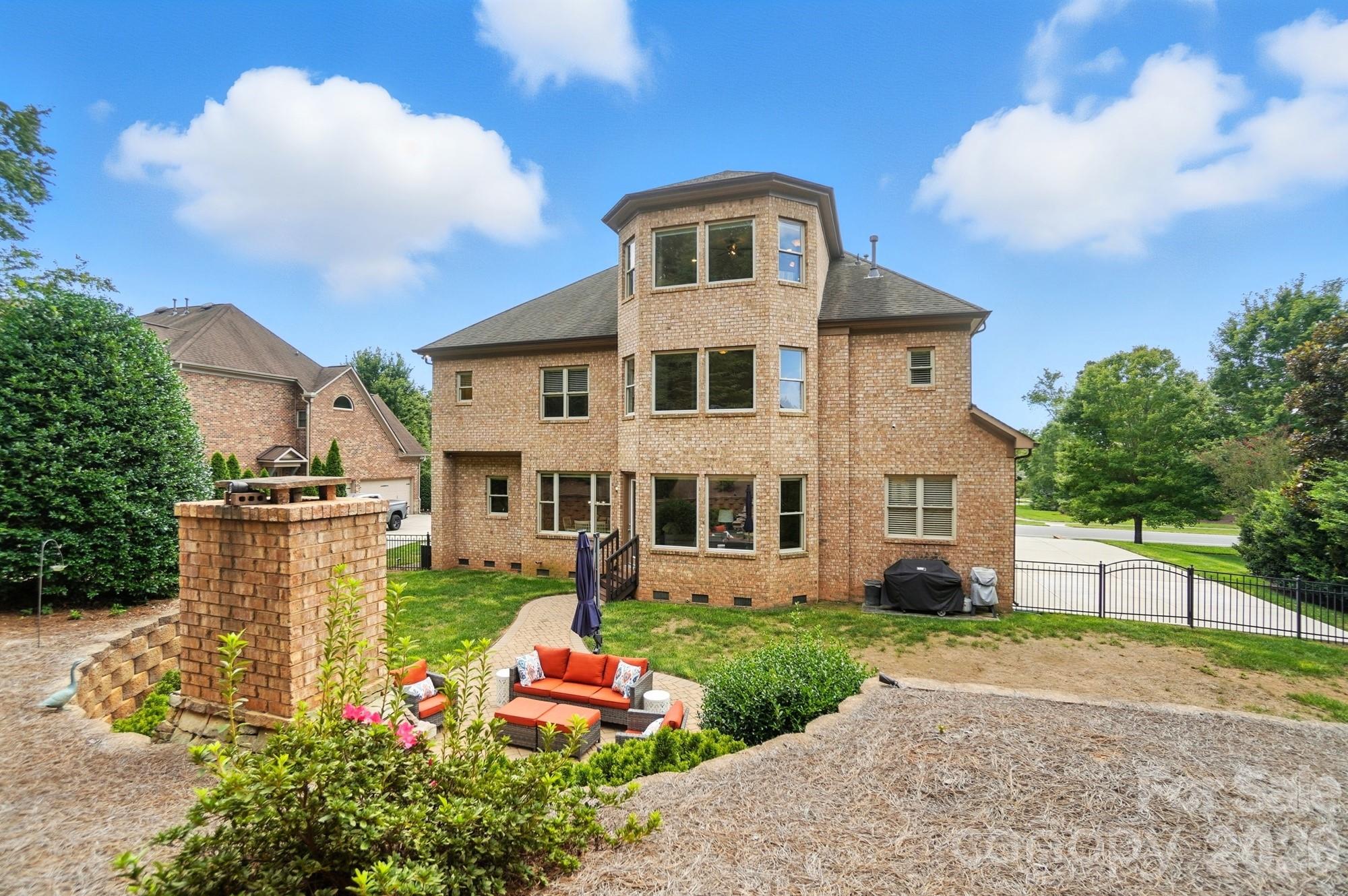 13056 Long Common Parkway Huntersville NC 28078