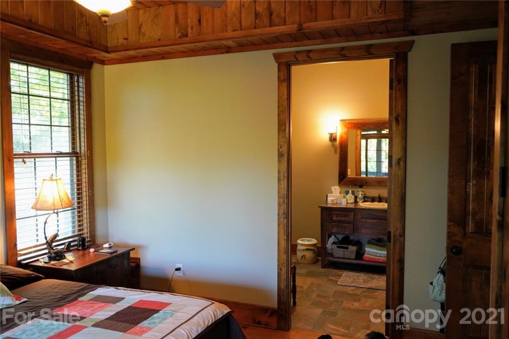 174 Grouse Ridge Road Sapphire NC 28774