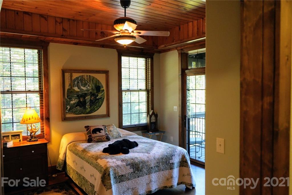 174 Grouse Ridge Road Sapphire NC 28774