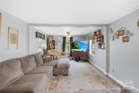 16 Julep Drive Alexander NC 28701