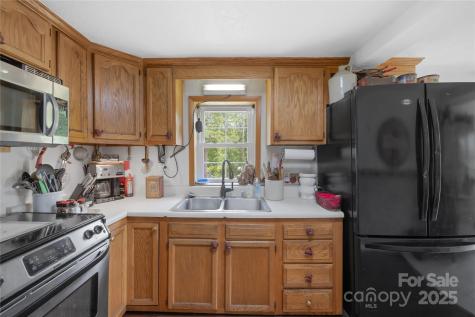 16 Julep Drive Alexander NC 28701