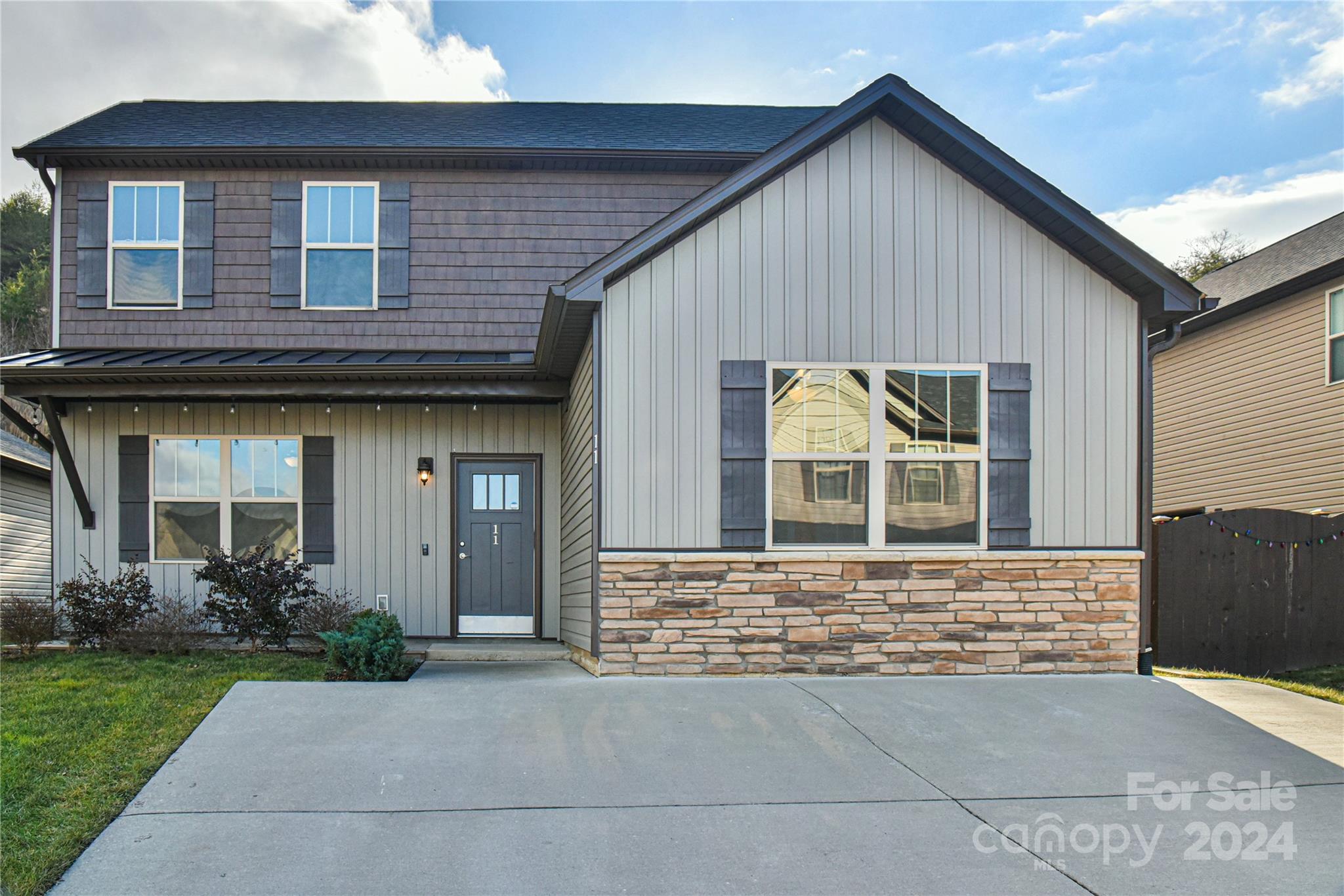 11 Mann Lane Fletcher NC 28732