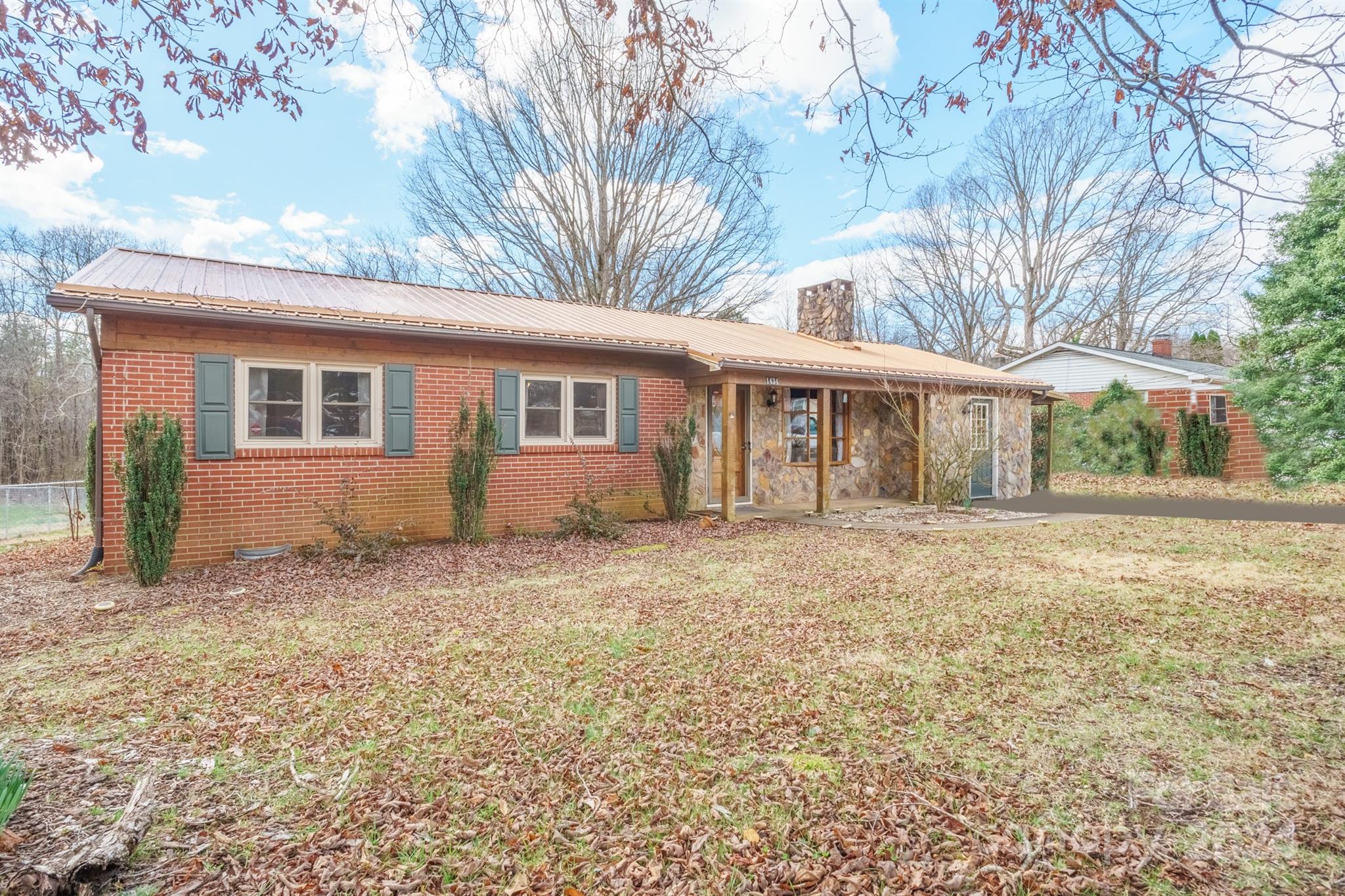 1434 Bushville Drive Lenoir NC 28645