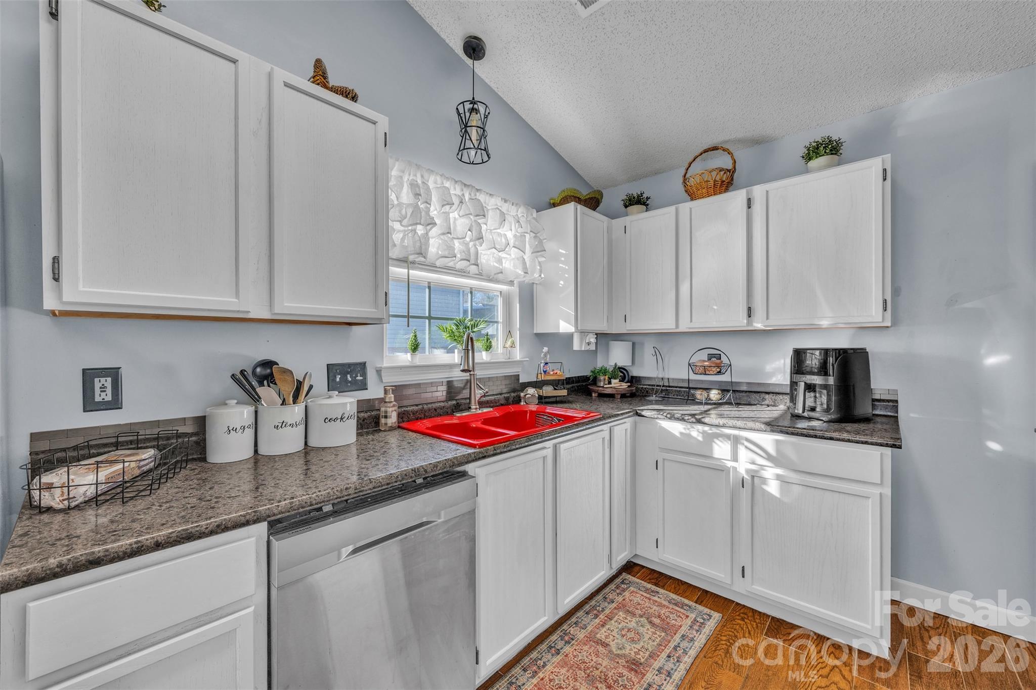 1959 8th Street SE Hickory NC 28602