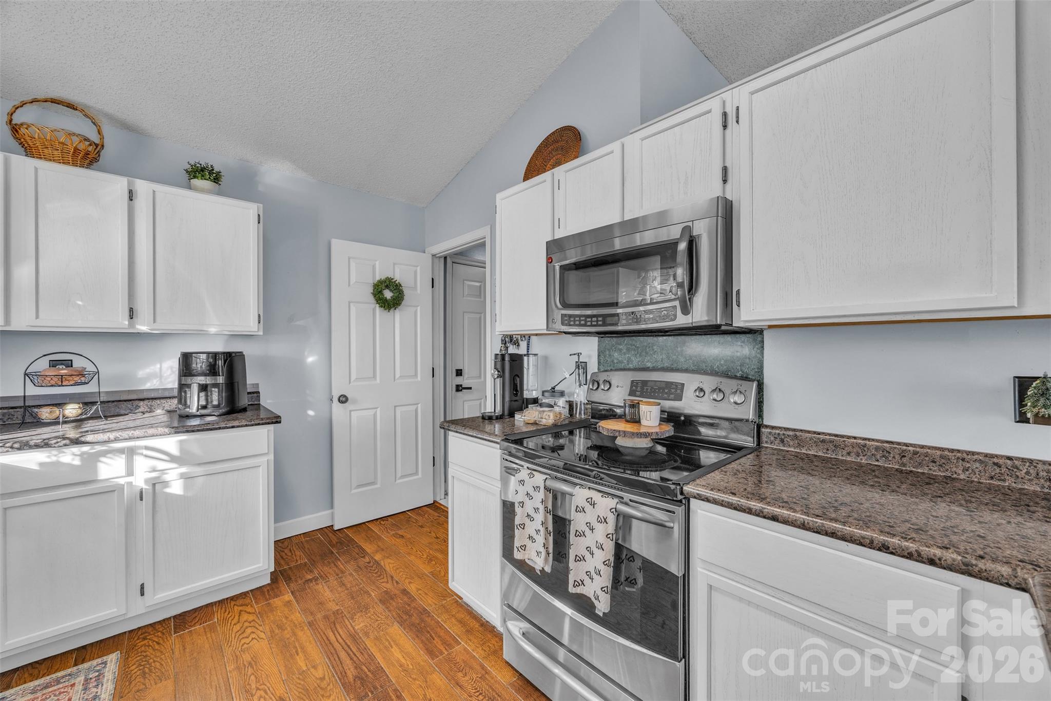1959 8th Street SE Hickory NC 28602