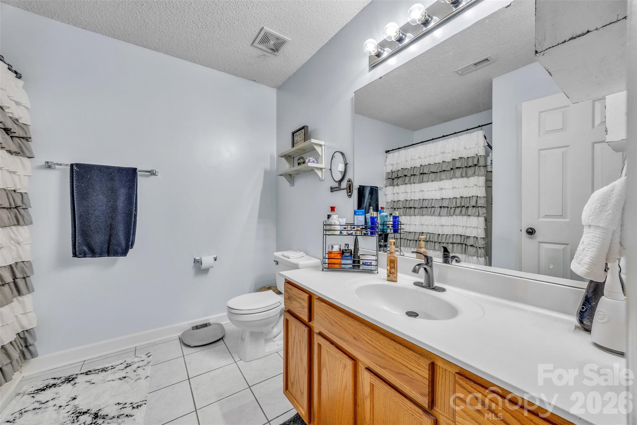 1959 8th Street SE Hickory NC 28602