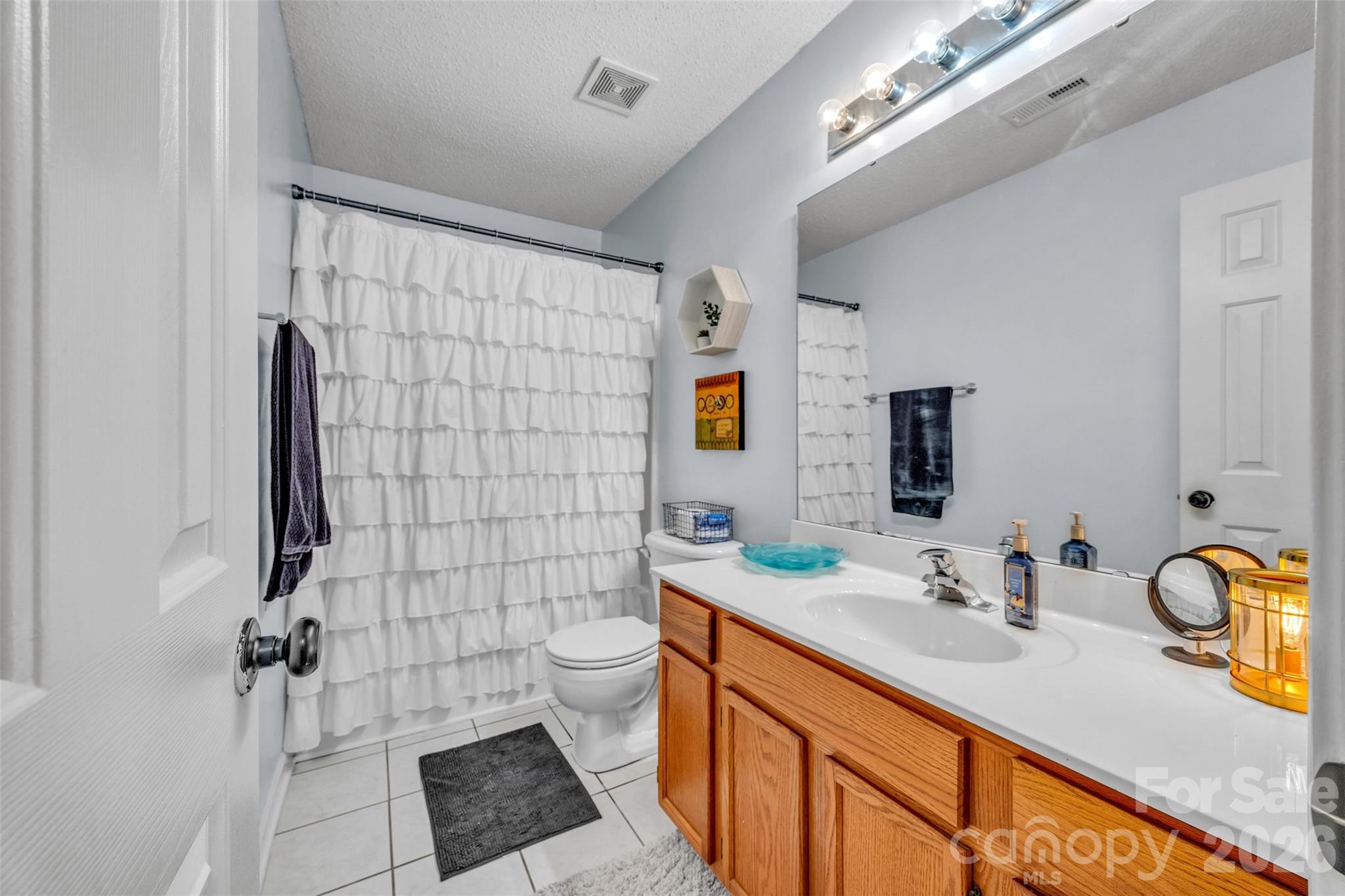 1959 8th Street SE Hickory NC 28602