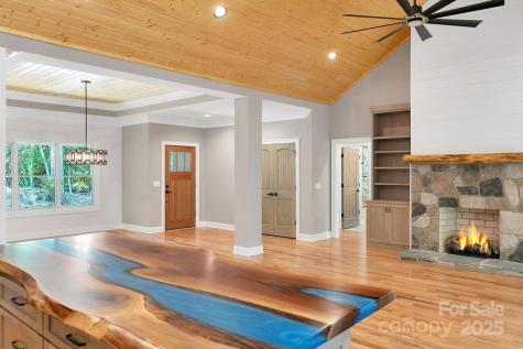 86 Isuhdavga Court Brevard NC 28712