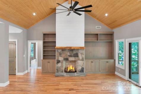 86 Isuhdavga Court Brevard NC 28712