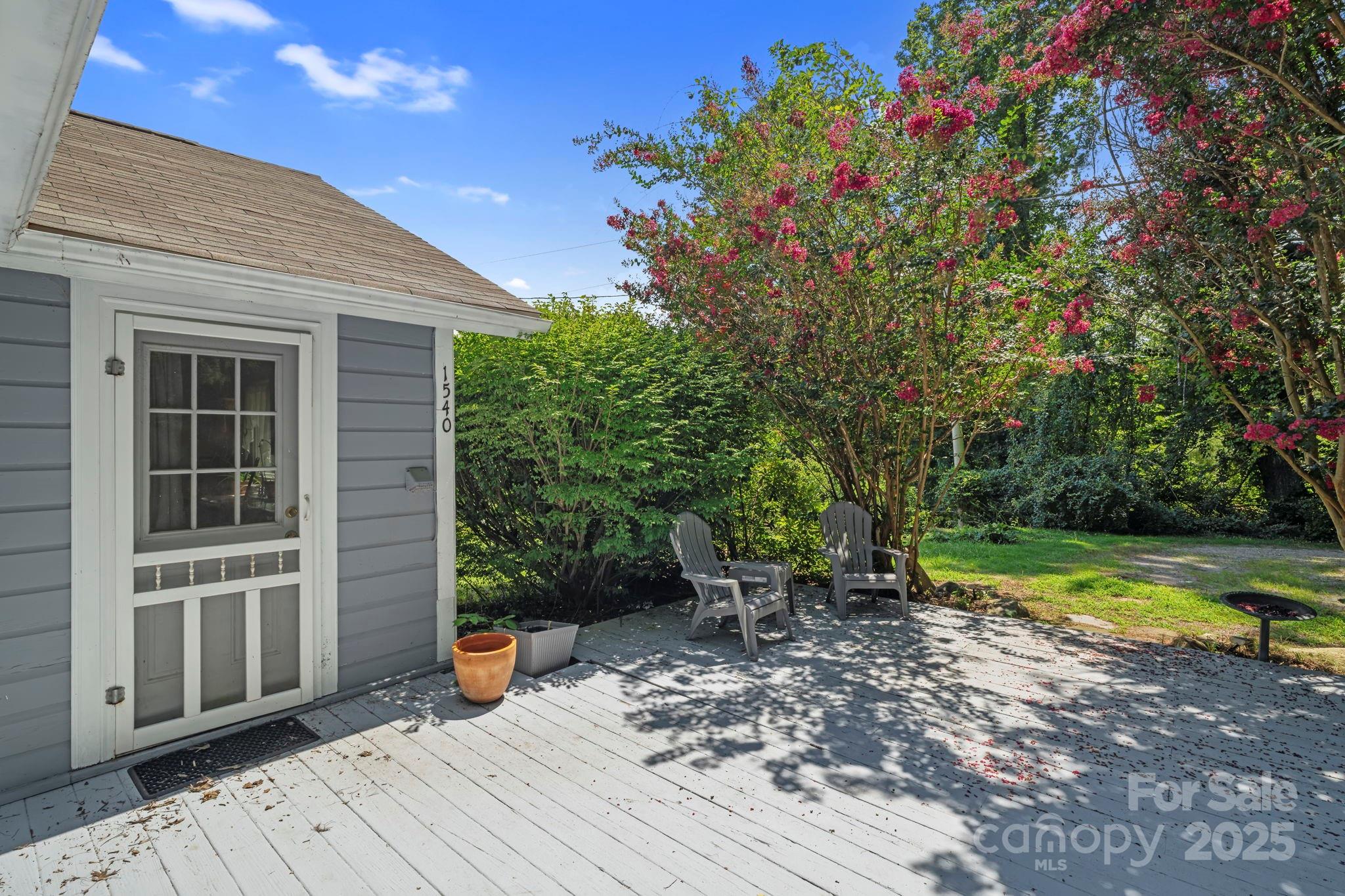 1540 Pisgah Highway Candler NC 28715