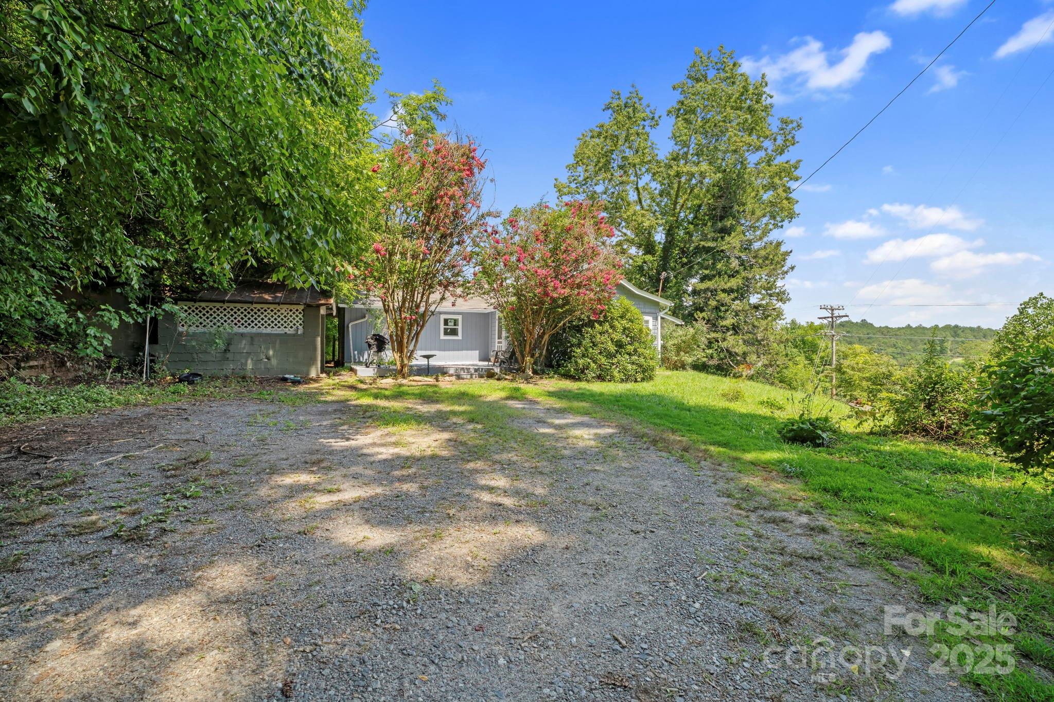1540 Pisgah Highway Candler NC 28715