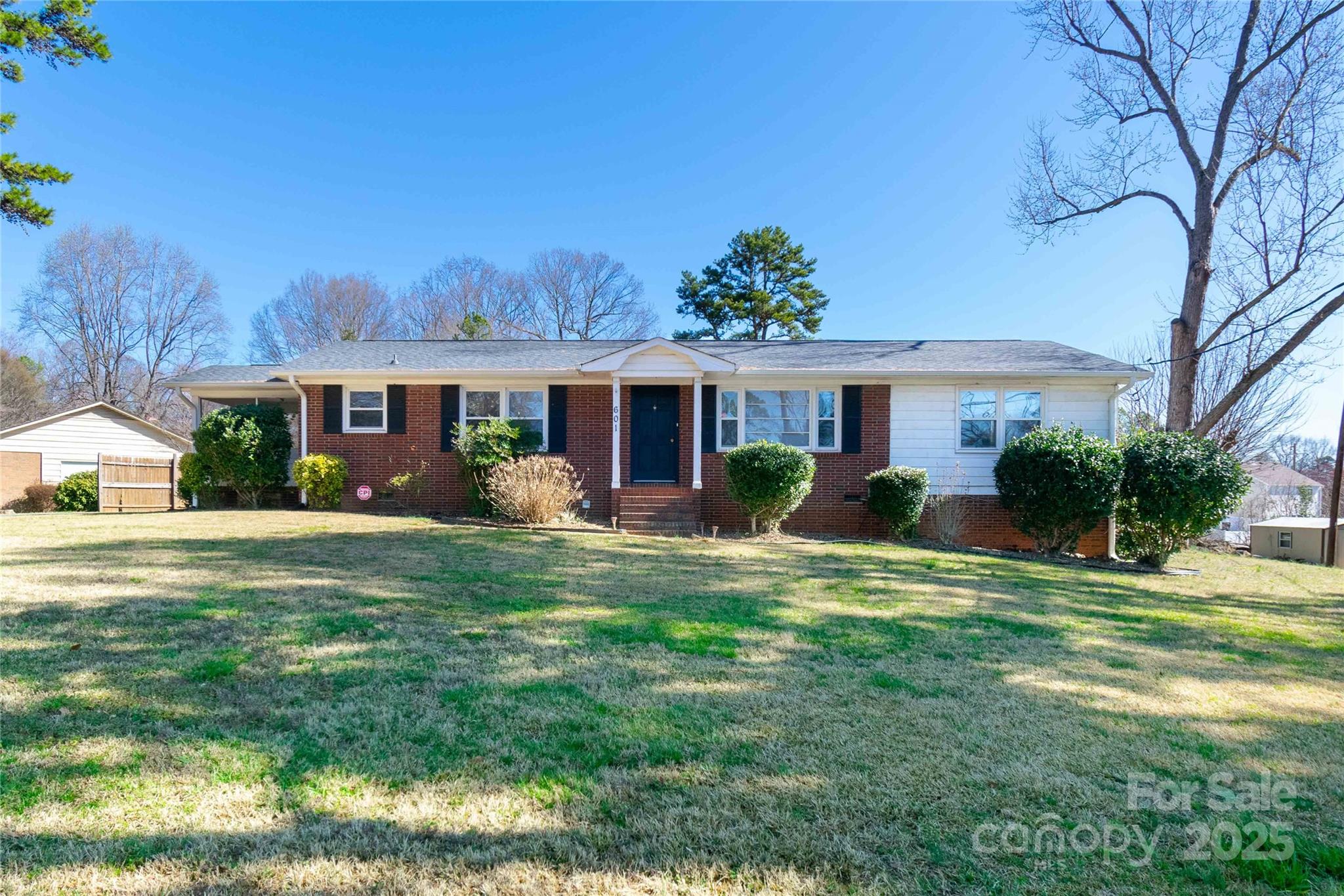 601 Carole Lane Charlotte NC 28214