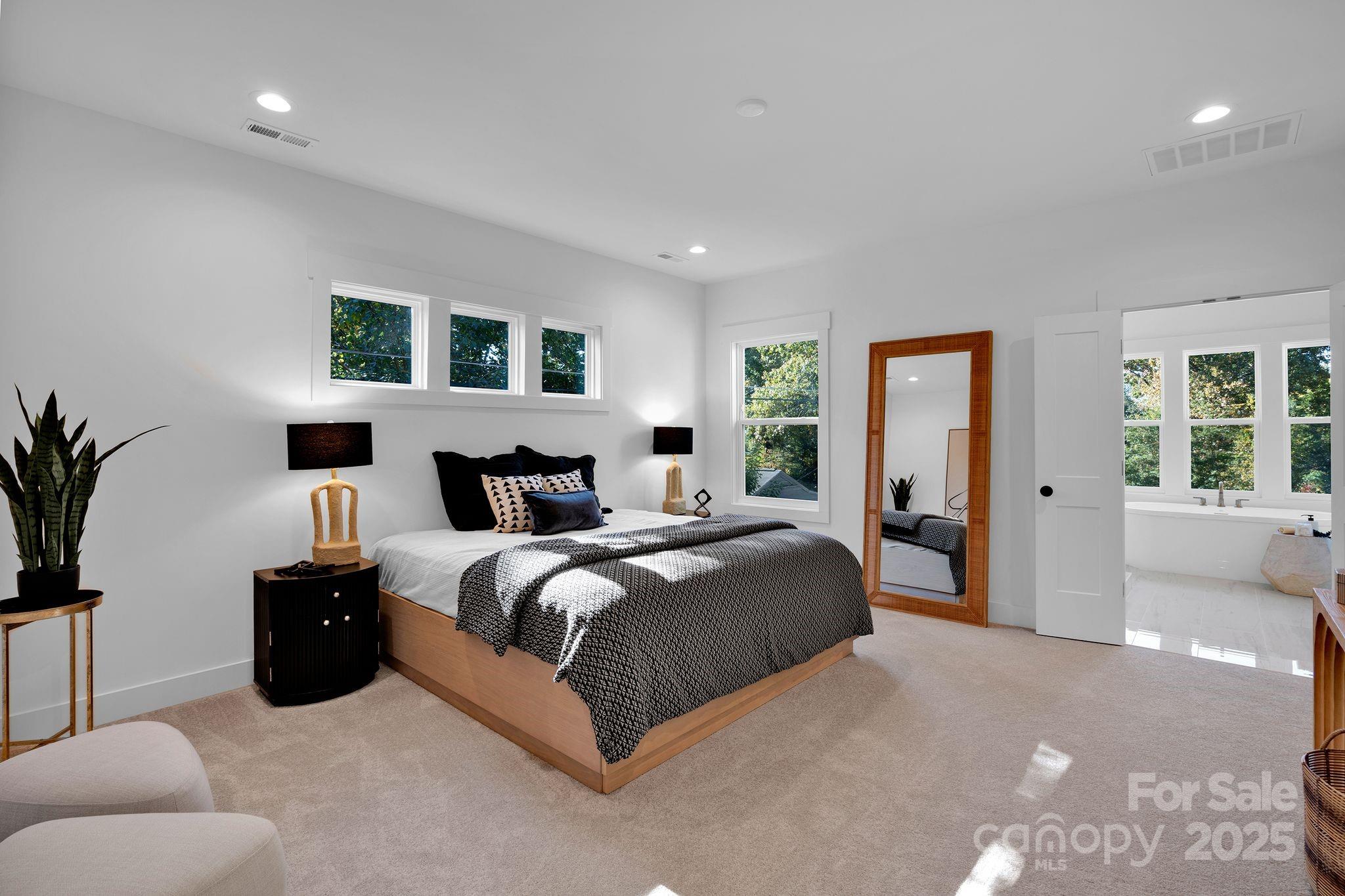 2820 Springway Drive Charlotte NC 28205