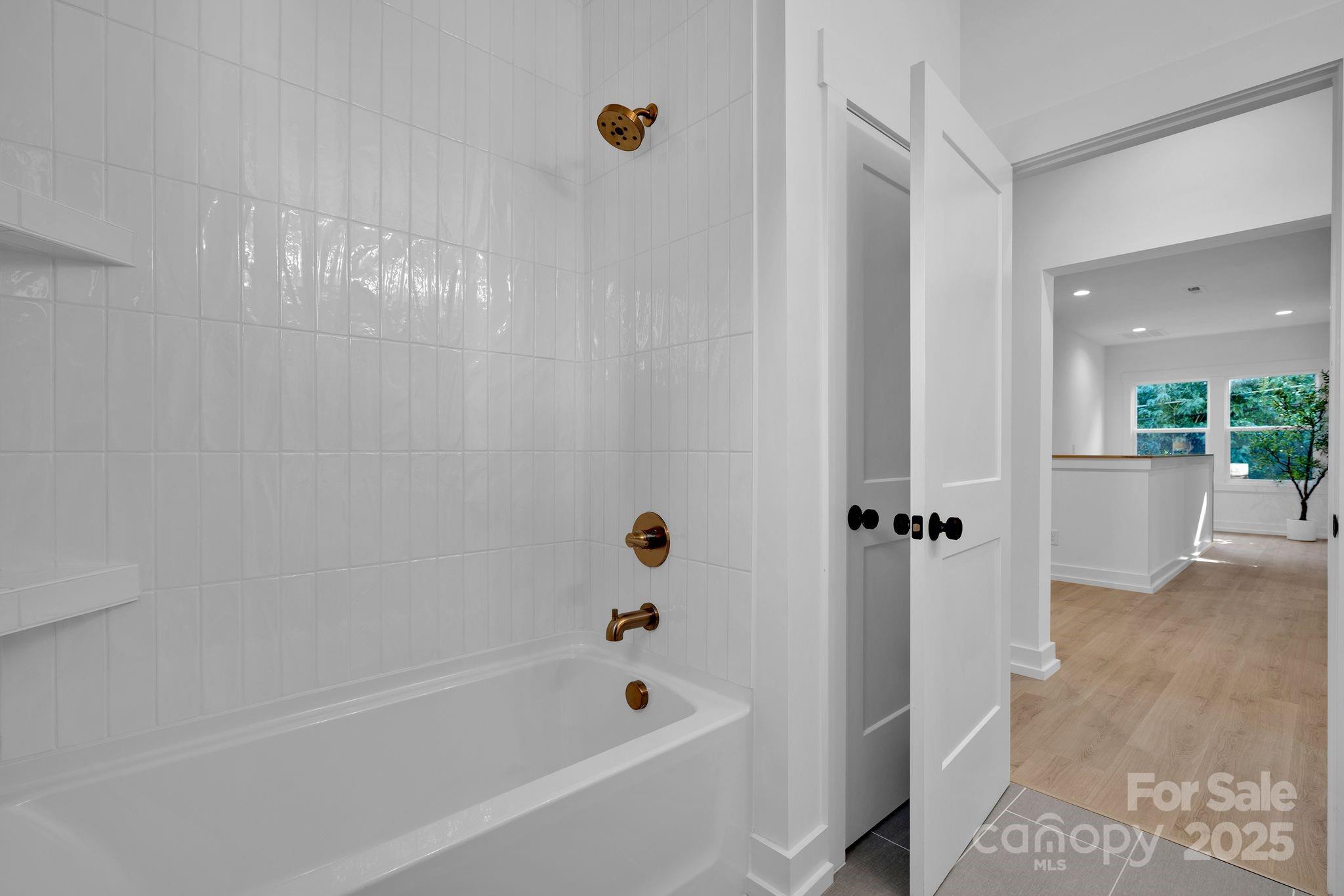 2820 Springway Drive Charlotte NC 28205